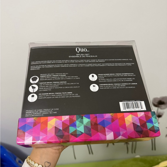 Quo Colorful Brush Set - Picture 2 of 3